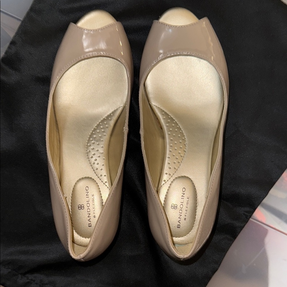 Bandolino Tan Suede Flats Versatile Loafers